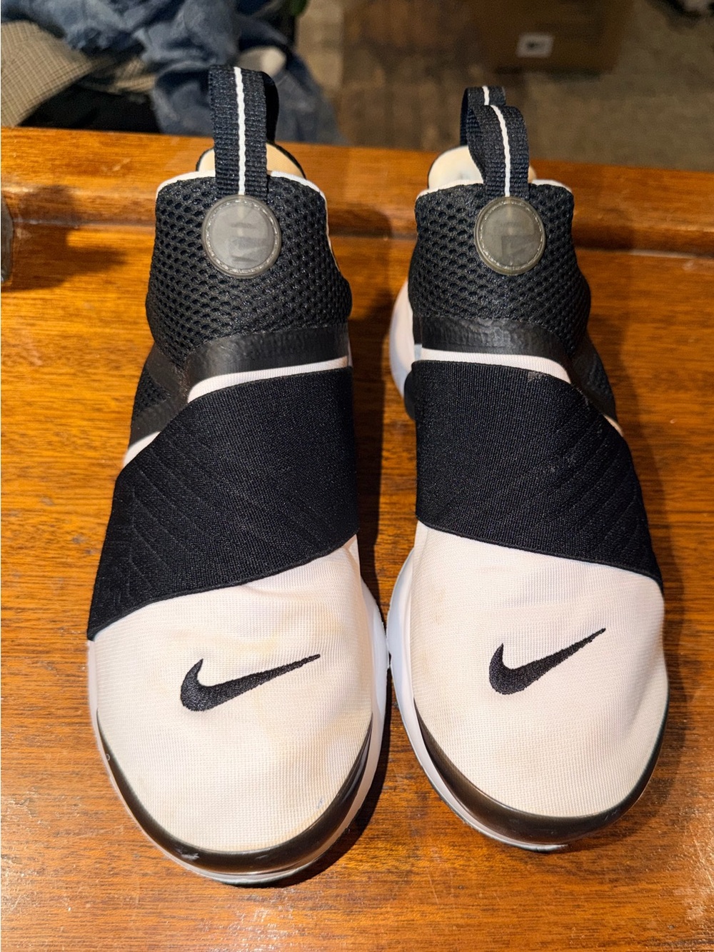 Nike Presto Extreme White Black Size 7Y 870020-100